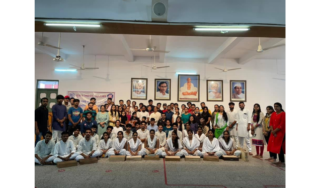 Swa Adhyayan Charkha Event